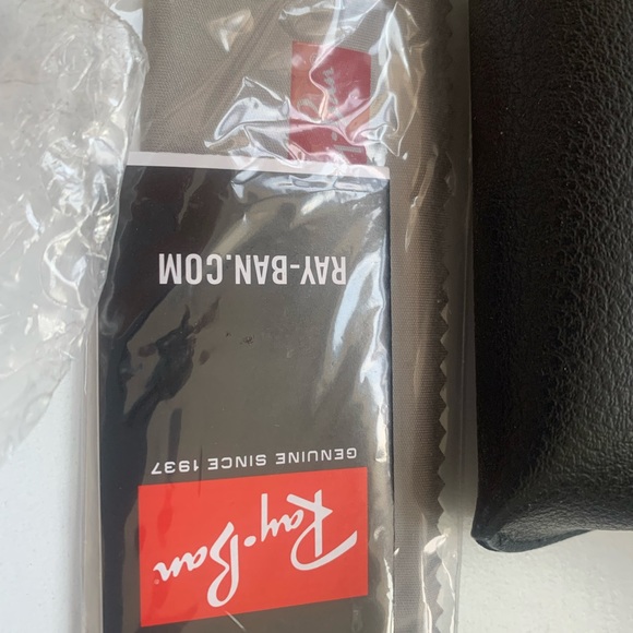 NWT Ray Ban Aviators with tags and case - Picture 5 of 7